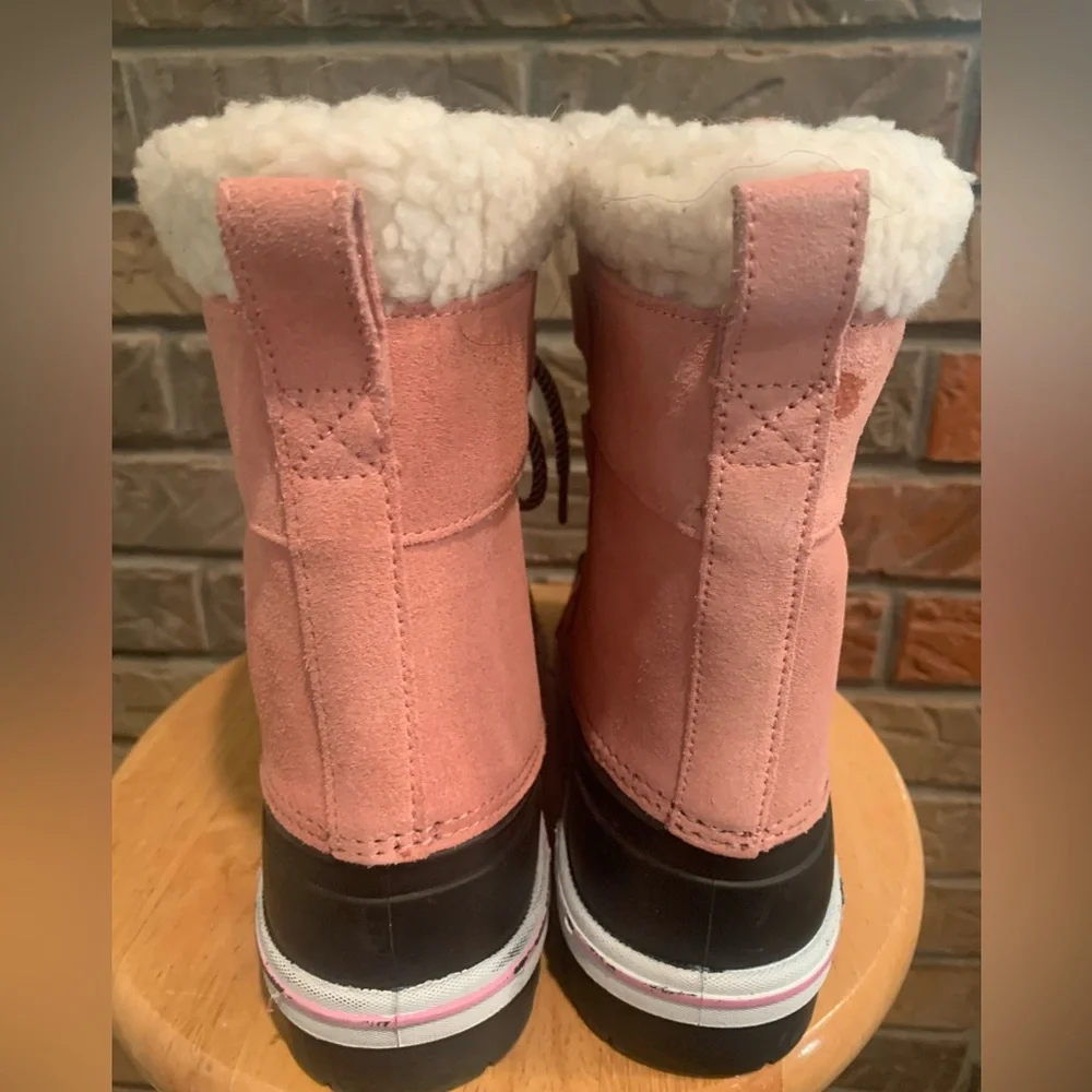 Cat and Jack Pink/ Black/ White Leather/ Rubber Girl’s Lace Up Boots Size 3